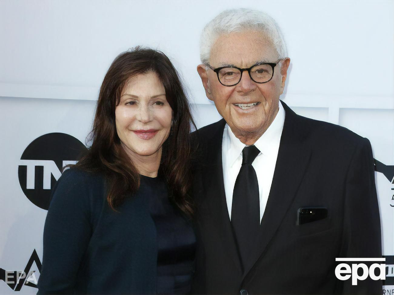 Доннер работал вместе со своей женой