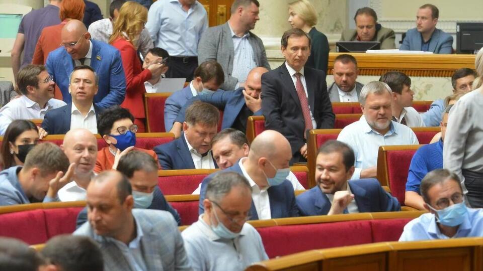 "Слугу народа" готовы поддержать 24,9% граждан