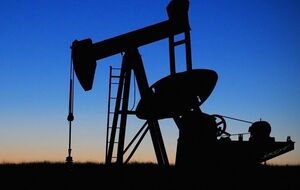 Стоимость барреля нефти Brent достигла $77,6