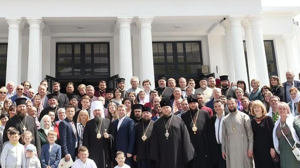 У червні 2020 року про свою належність до ПЦУ говорило 48% українських православних