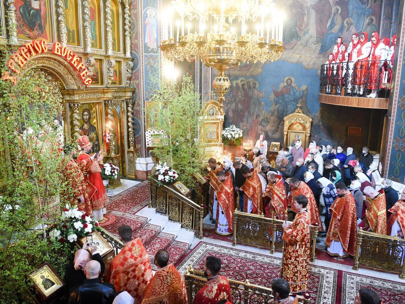 Как отмечают социологи, за год количество граждан, позитивно относящихся к ПЦУ, увеличилось почти на 10 процентных пунктов