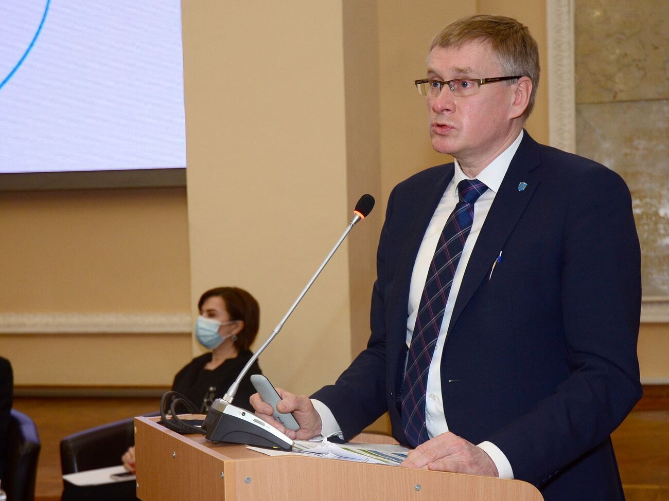 Виленский руководит НСЗУ меньше года