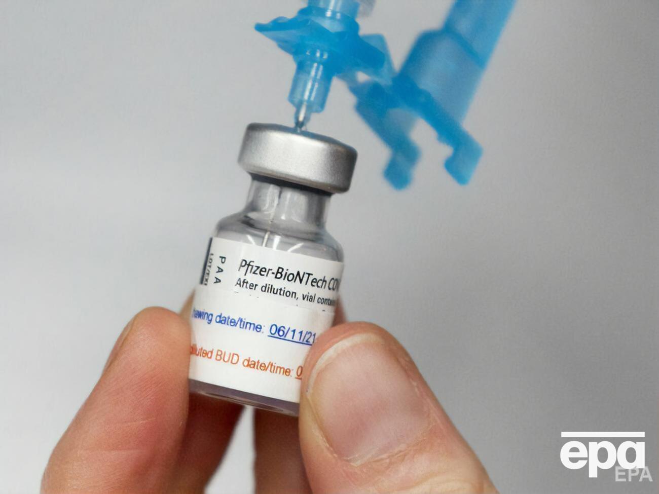 В Израиле около 60% населения получили по крайней мере одну дозу вакцины Pfizer