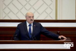 Лукашенко: Если будете нагнетать обстановку против Беларуси новыми этапами санкций, то будете объезжать по Северному полюсу и через Средиземное море