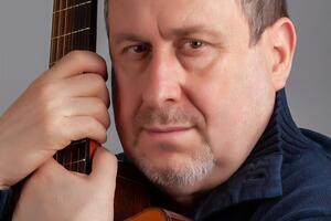 Булгачев: Я уехал из России, потому что там фашизм