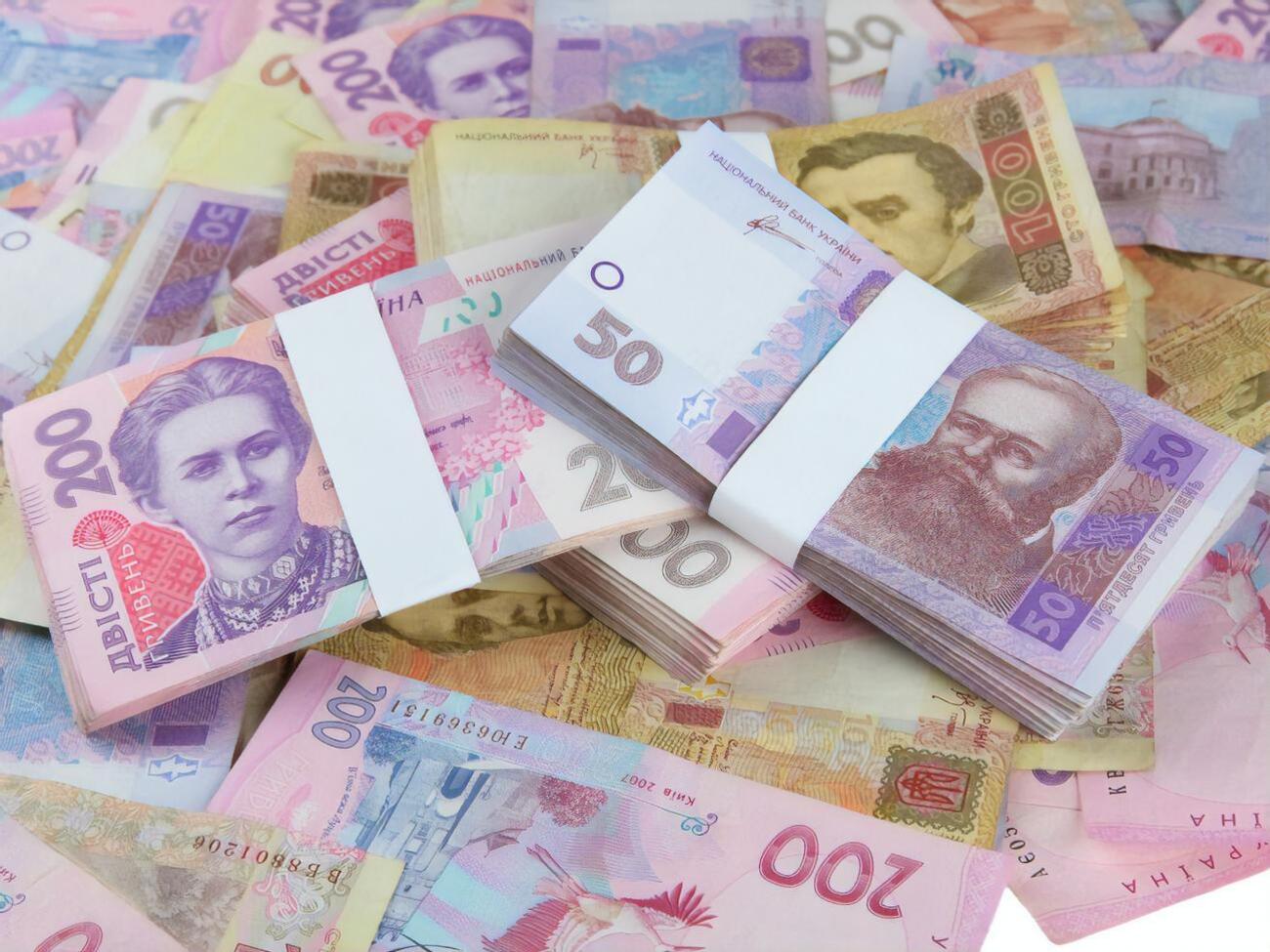 Курс гривні щодо євро зріс на 11 копійок