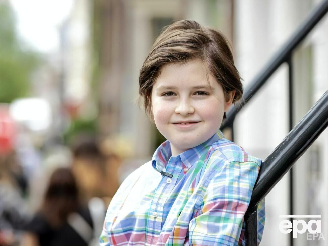 Симонс мечтает обрести бессмертие, заменив части тела механическими элементами