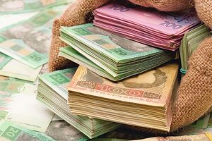 Автоматично списувати борги з рахунків українців не будуть, підкреслили в Мін'юсті