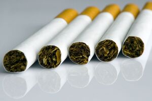 Авторы статьи, опубликованной на "РБК-Украина", считают, что для борьбы с курением нужно адаптировать директивы ЕС о регулировании табачной отрасли