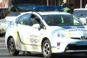 На место происшествия приехало семь нарядов полиции