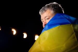 Порошенко (на фото), на думку Данілова, "не нова людина" в олігархічному пулі