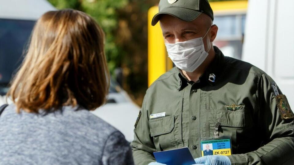 У першому півріччі 2021 року в Україну не впустили у 2,7 раза більше росіян, ніж у першому півріччі 2020-го
