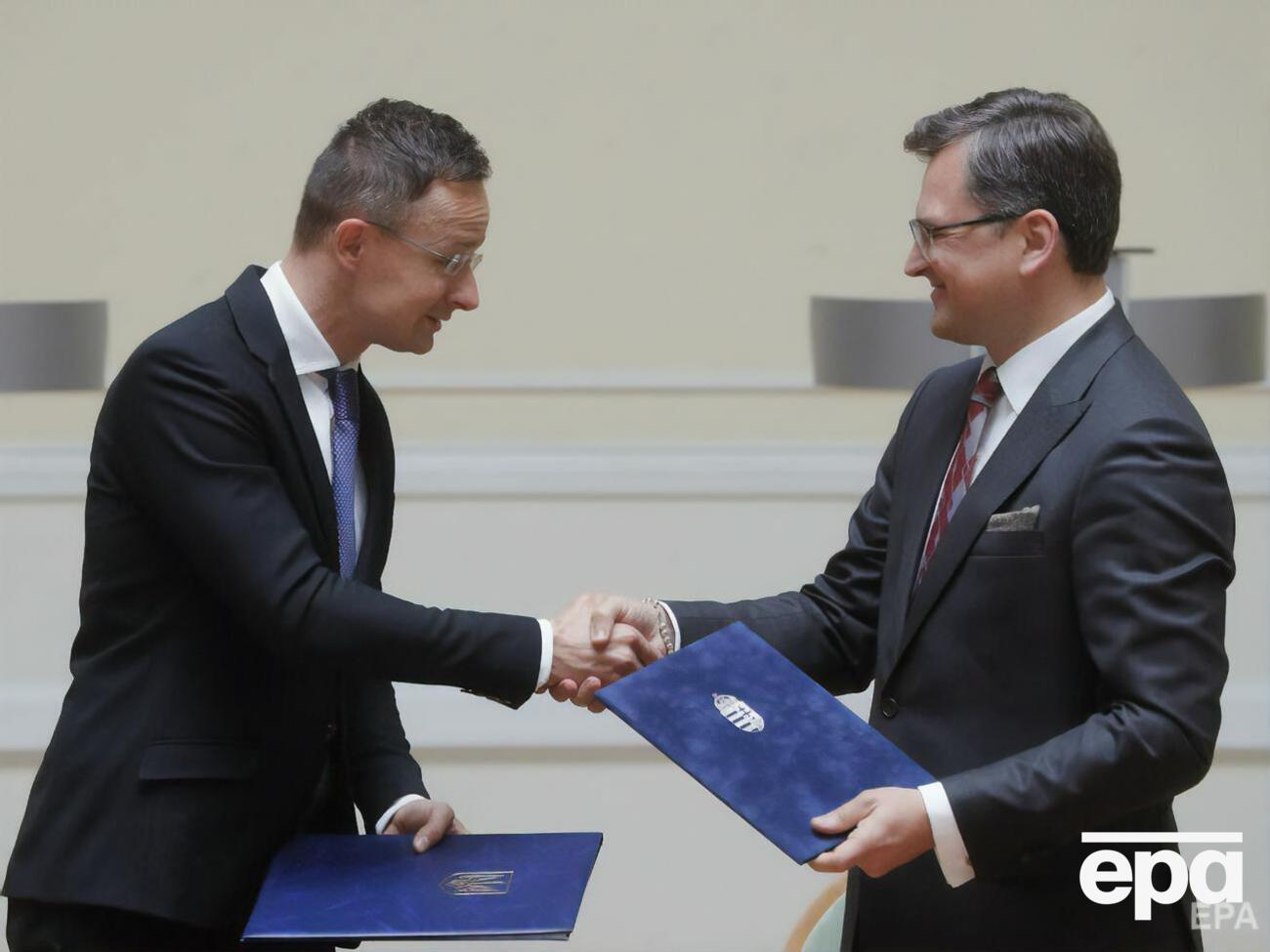 Сіярто і Кулеба зустрілися у Вільнюсі