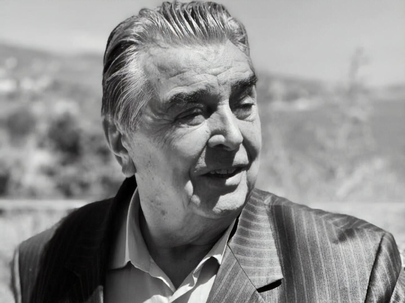 Франчук родился в 1935 году в Винницкой области