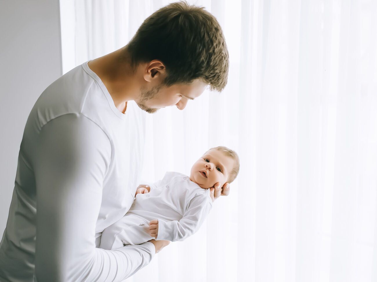 Двухнедельный декретный отпуск теперь могут предоставить не только матери, но и другим членам семьи