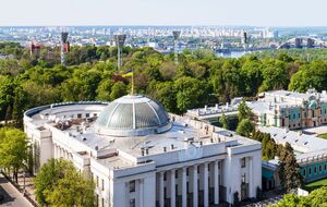 "Слуга народа" возглавляет парламентский рейтинг