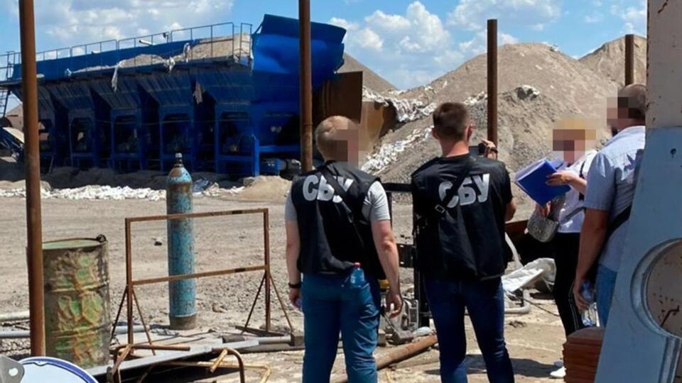 Против предприятий в апреле были введены санкции СНБО