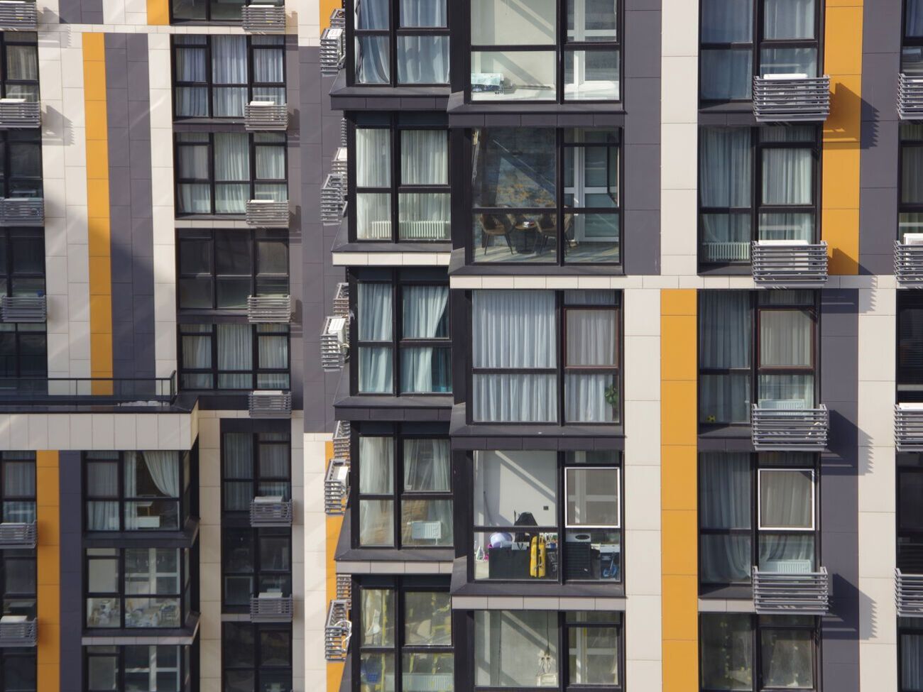 Обесточенными были 78 многоэтажек и около 600 частных жилых домов