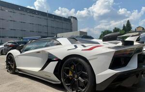 "Из Lamborghini сделали настоящего нелегала", – заявили на таможне