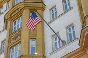 С августа американские дипломаты в РФ прекратят предоставлять консульские услуги