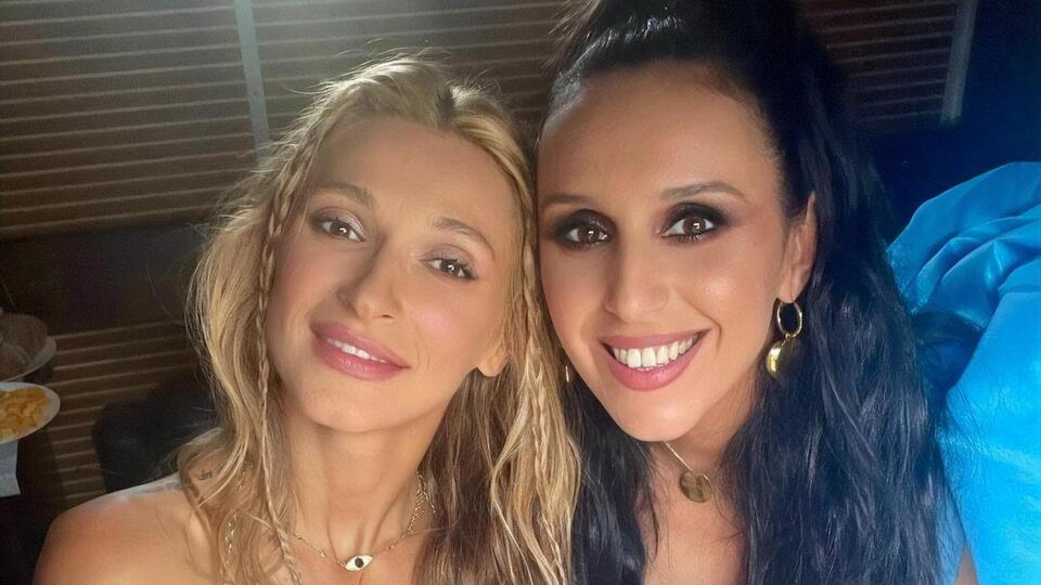 Джамала (справа) и Tayanna (слева) на концерте "Вечер премьер. Летняя серия" представили совместную песню