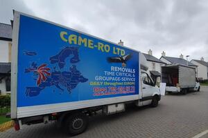 Украина без Крыма изображена на машинах британской компании