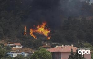 Жертвами пожаров в Турции стали восемь человек