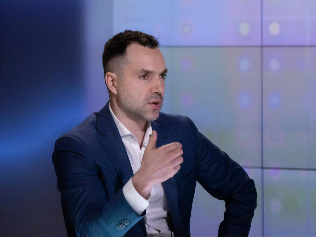 Арестович о ротациях в силовых ведомствах: Подобраны люди, которые следующий этап задач могут осуществить более эффективно