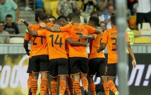 "Шахтер" дважды победил "Генк" с одинаковым счетом 2:1