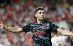 Яремчук провел первый матч в составе "Бенфики"