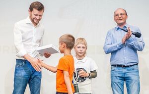 Кавилін (зліва) анонсував проведення турніру між київськими та львівськими шахістами