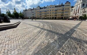 Кияни запропонували влаштувати бойкот продукції Red Bull після дрифту на Софійській площі