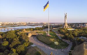 Роботи з оновлення флагштока завершать до 23 серпня