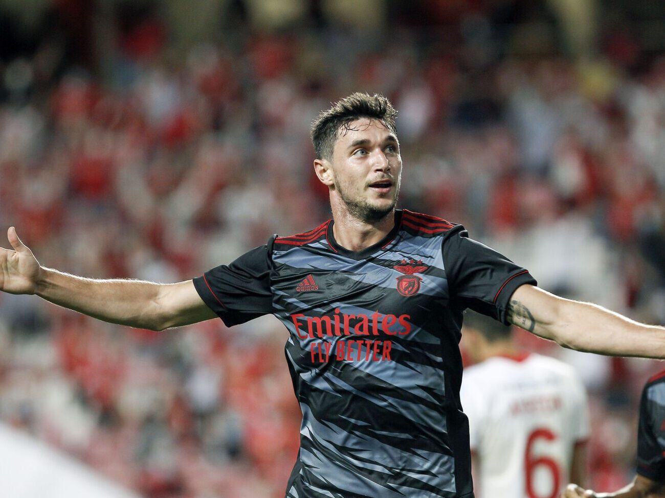 Удар Яремчука привел к автоголу в ворота московского "Спартака"