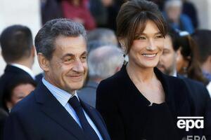 Бруни вышла замуж за Саркози в 2008 году