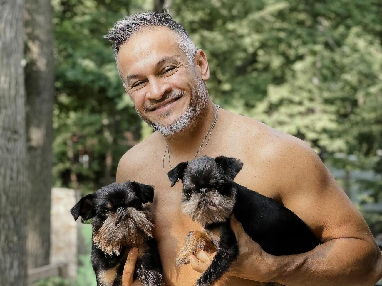 Хіменес-Браво розповів, що публічність тим і погана, що "складно будувати стосунки й бути щасливим"