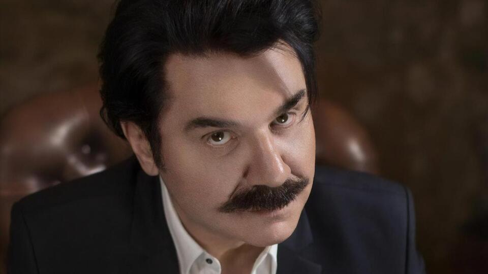 Зібров запевняє, що в перерві між концертами і зйомками займається домашнім господарством