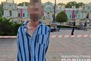 Злоумышленник – уроженец Ивано-Франковской области 1981 года рождения, сообщили в полиции