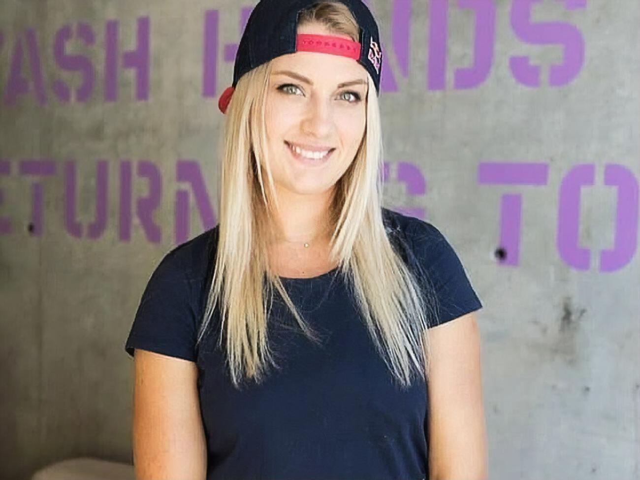 Харлан передала эстафету актеру Логаю