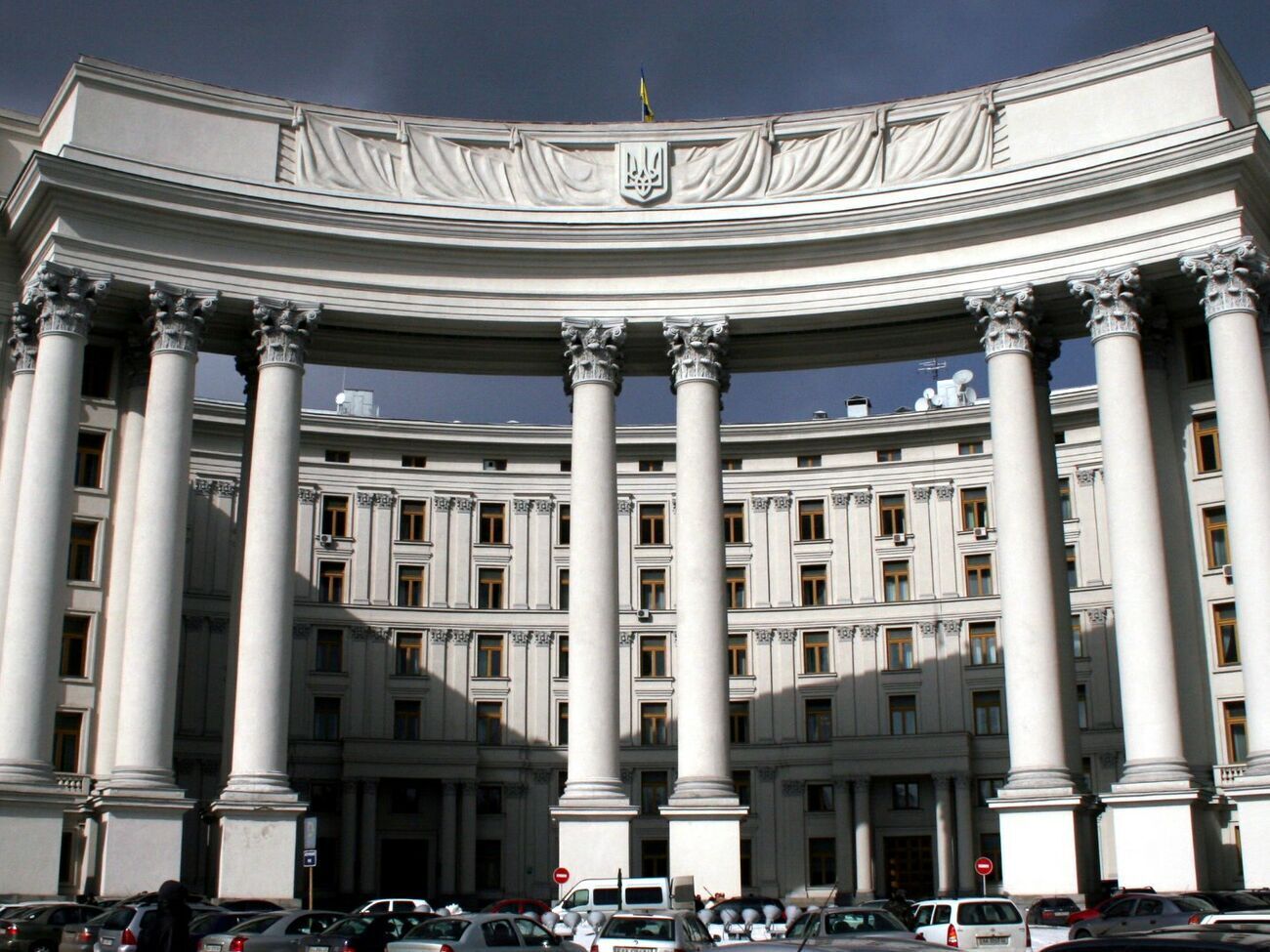 МИД Украины регулярно выражает РФ протест из-за "гумконвоев"