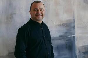 Павлік: Грошей немає, а хотілося б, звичайно купити дім