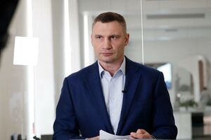 Кличко (на фото) может отобрать голоса у Зеленского и Порошенко, считает Антипович