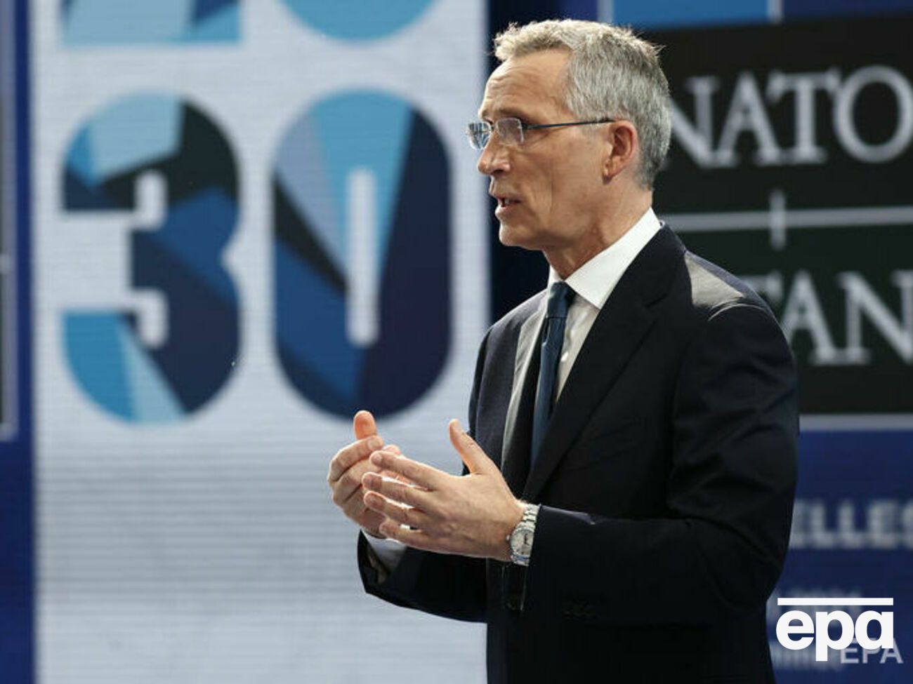 Столтенберг: Ми і далі оцінюємо розвиток подій і перебуваємо у постійному контакті з афганською владою