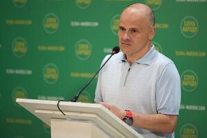 Коноплю вирощують на сотнях гектарів, купити "травку" для молоді не проблема. Це та "перемога", якій так раділи противники легалізації?