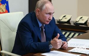 Співробітники ФСБ перевіряли всіх перед зустріччю з Путіним