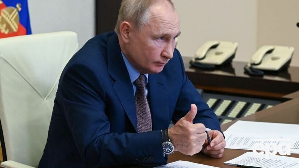 Співробітники ФСБ перевіряли всіх перед зустріччю з Путіним