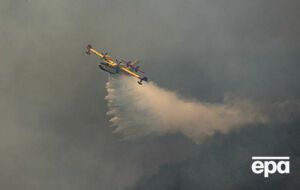 Самолет мог врезаться в гору