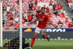 Яремчук перешел в "Бенфику" в июле