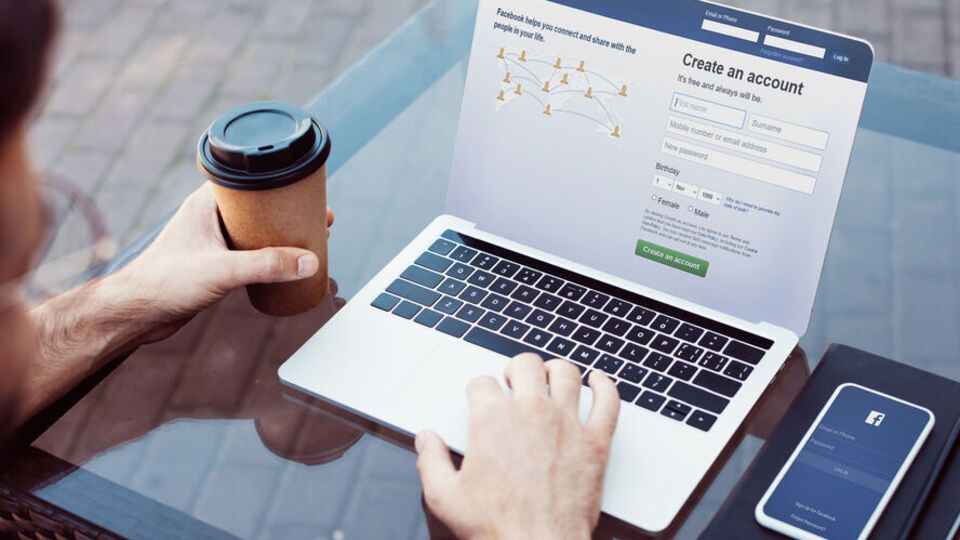 Messenger Facebook дістав наскрізне шифрування текстових повідомлень 2016 року
