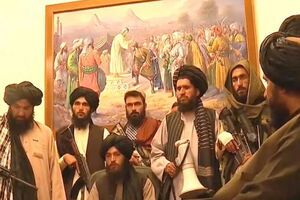 Талибы заняли президентский дворец в Кабуле